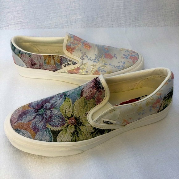 vans tapestry slip on